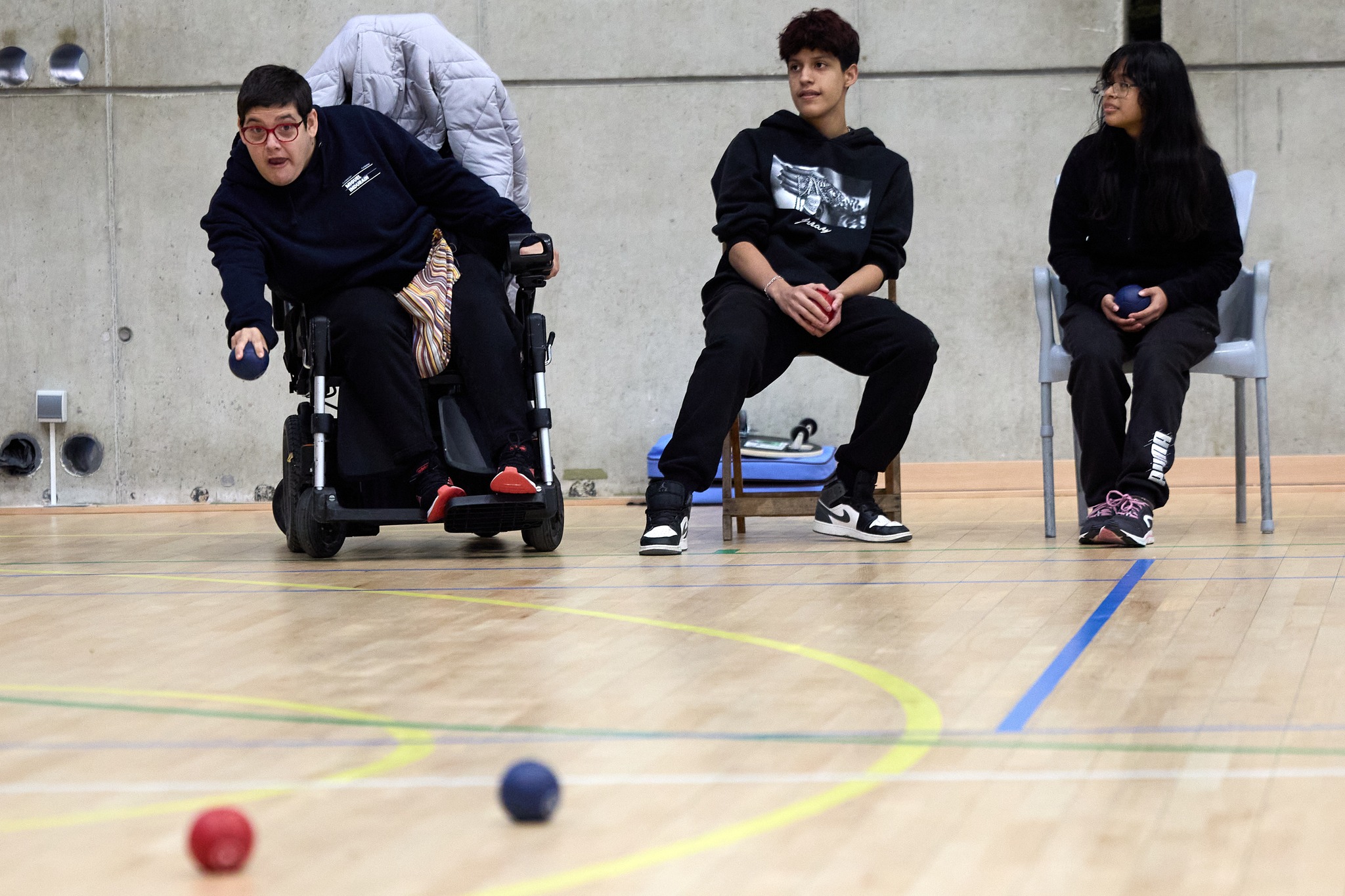 150 estudiantes se acercan al deporte adaptado en Estella-Lizarra